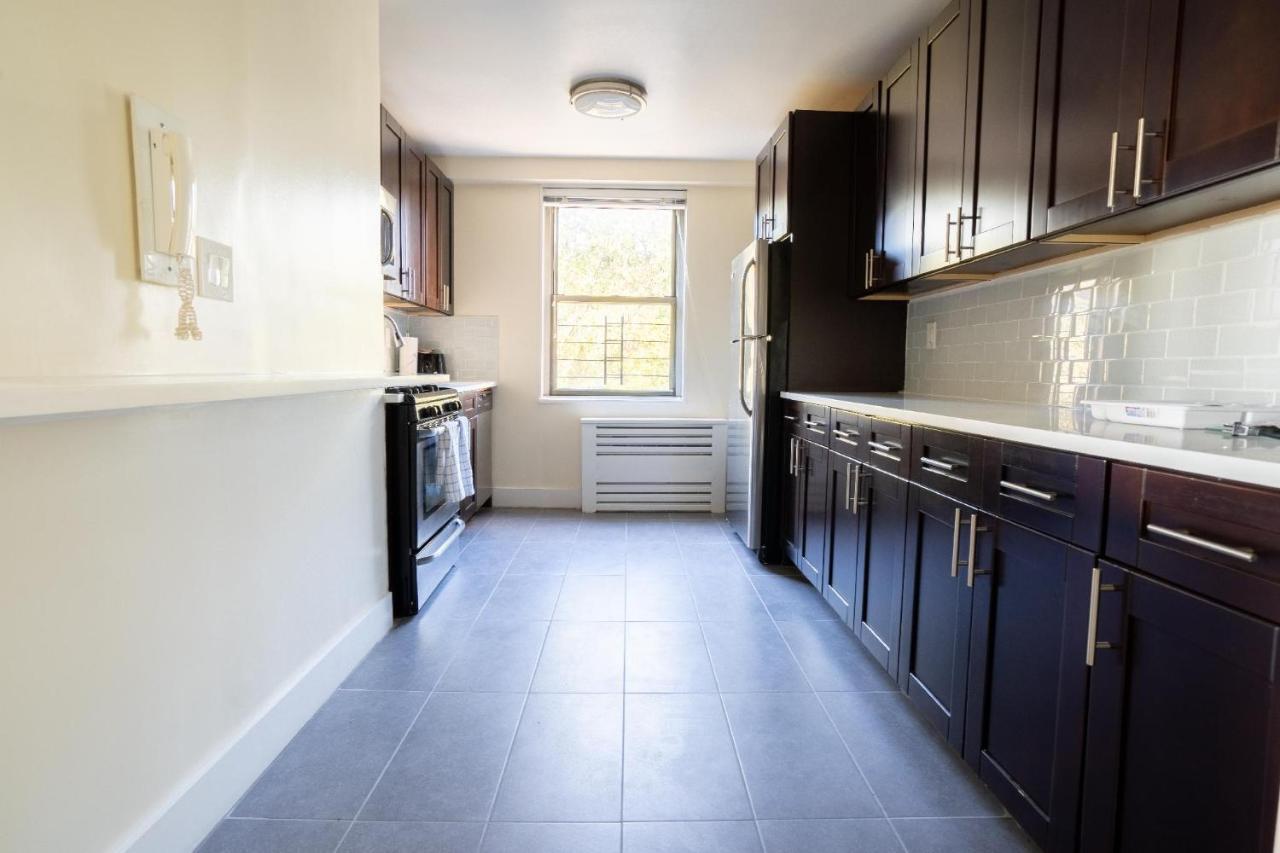 Queens Blvd Appartement *
