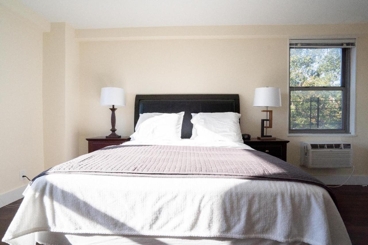 Queens Blvd Appartement *